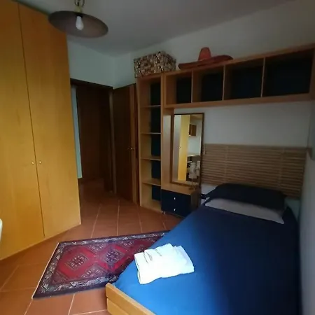 Nella Casa Dei Tigli